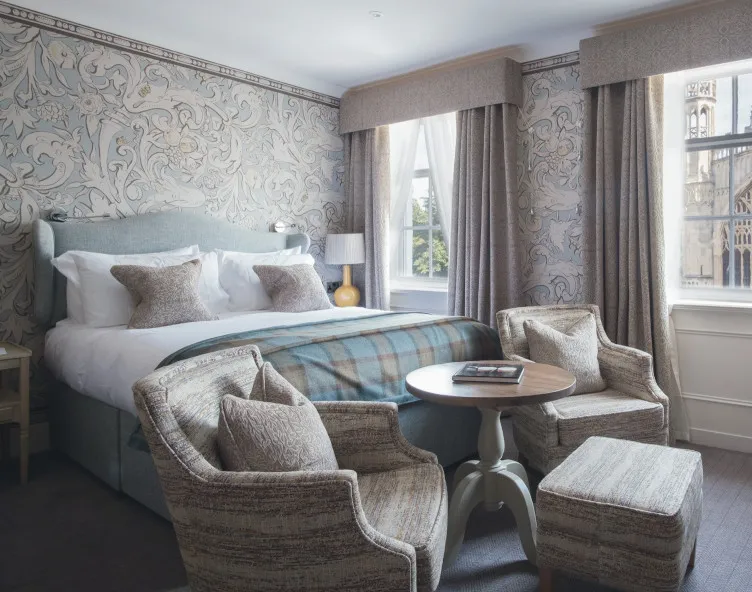 Beverley Arms hotel room