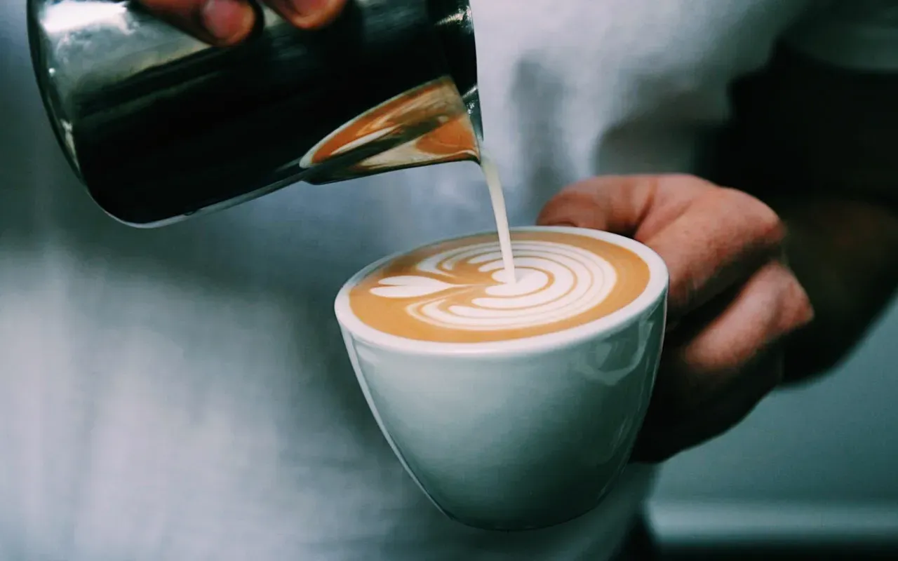Hull Trains Two Gingers coffee