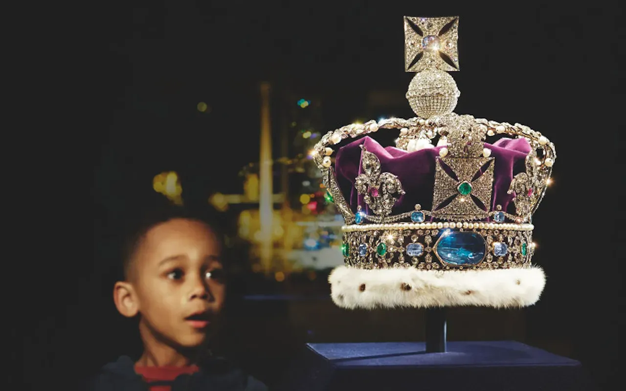 Tower of London crown jewels