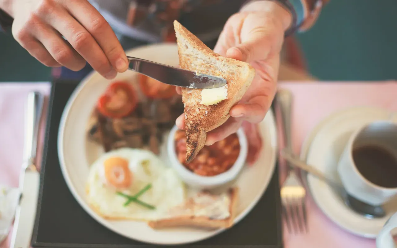 Enjoy a hotel breakfast in Stevenage Hull Trains